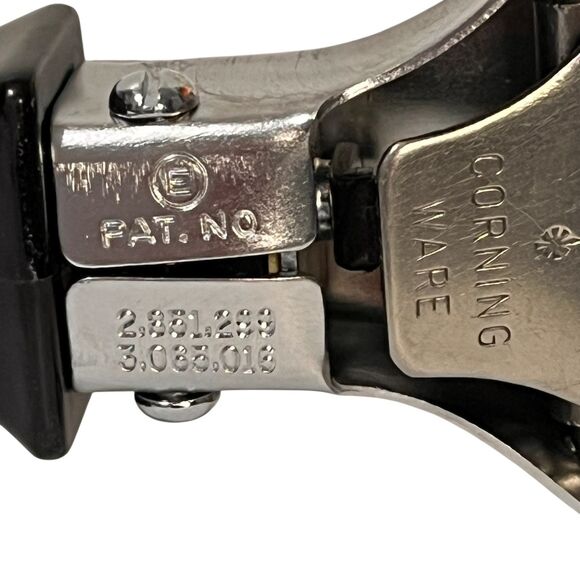 New Old Stock Vintage Corning Ware Pan Detachable Lock on Handle P-10-HG NOS A - Picture 9 of 15